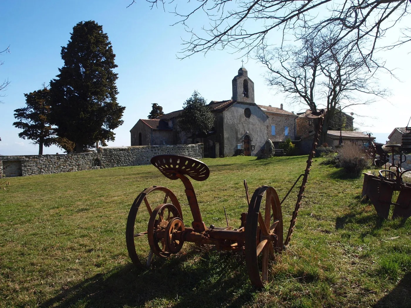 L’église de Saint-Michel-de-Chabrillanoux